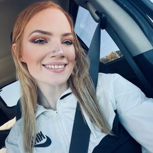 Meet your Posher, Red